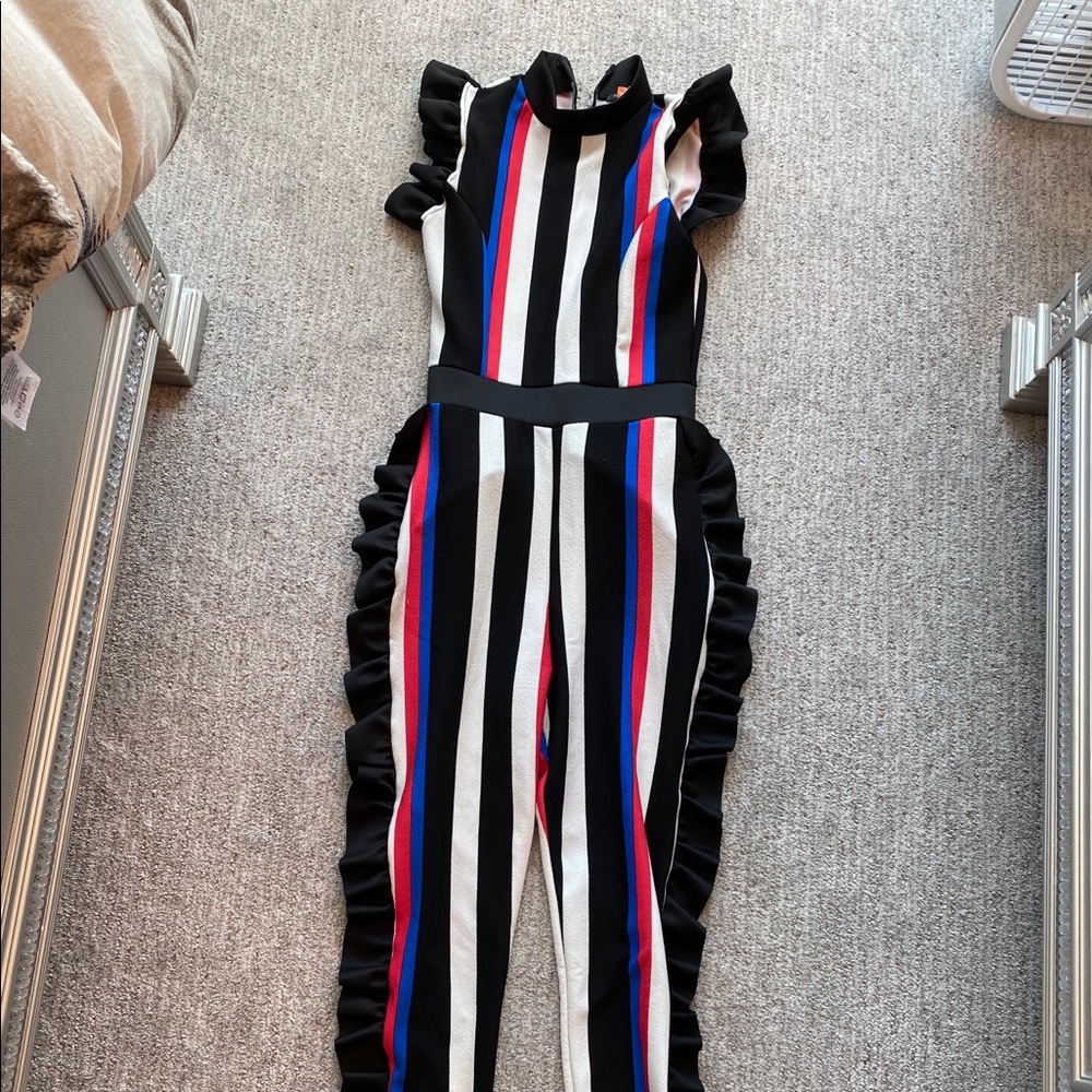 Bomb 1-Pc Jumpsuit 🔥 Sz Sm